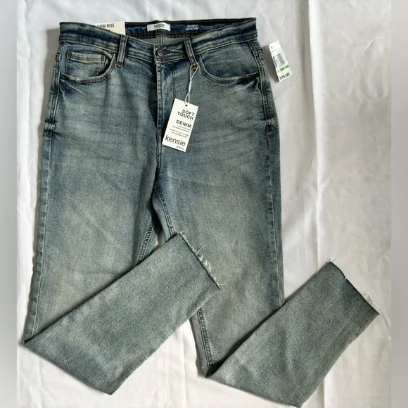 Kensie Womens “The Violet” High Rise Skinny Jean in Vintage Light Wash Sz 8 - Picture 1 of 9